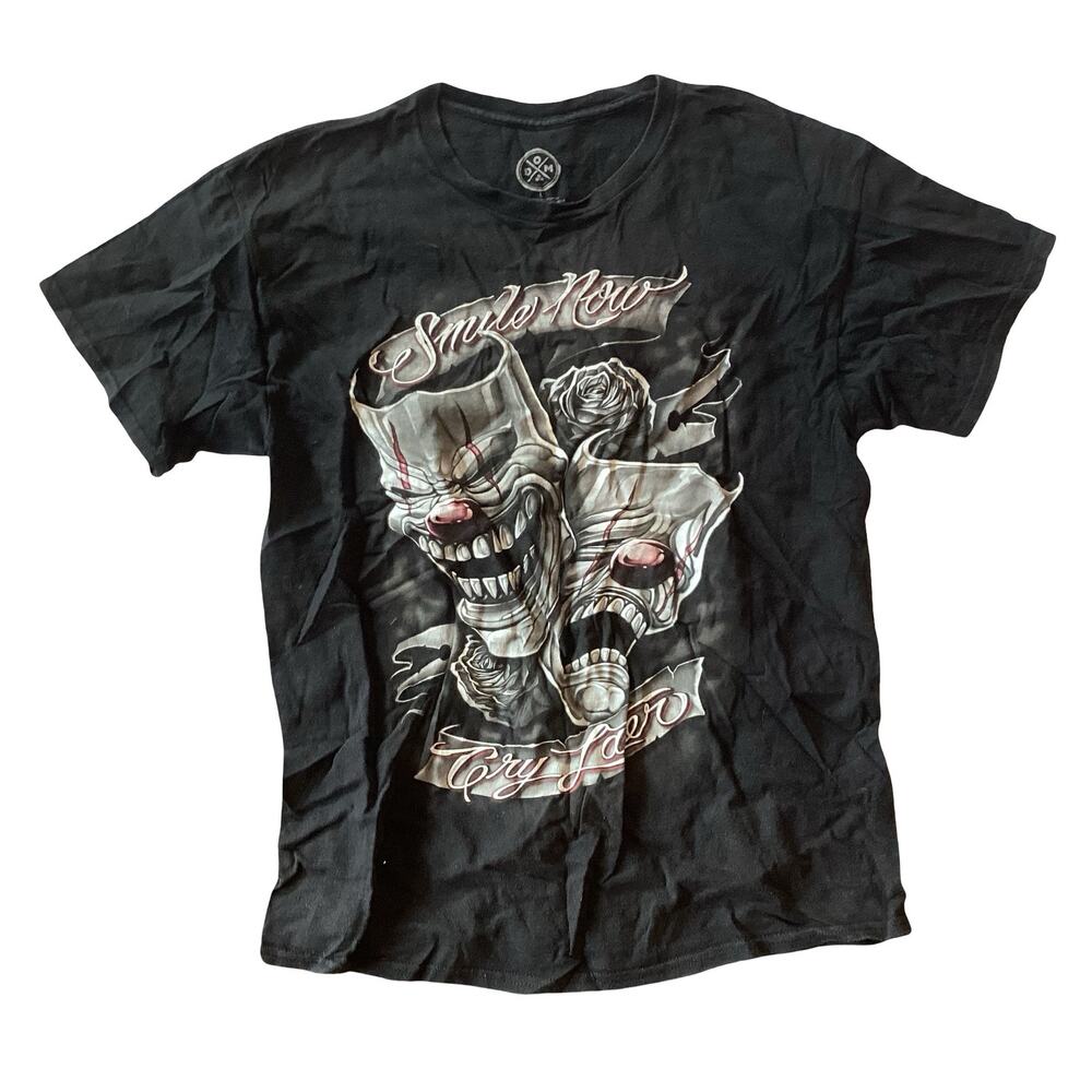 Smile Now Cry Later Masks Graphic Tee - Picture 2 of 4